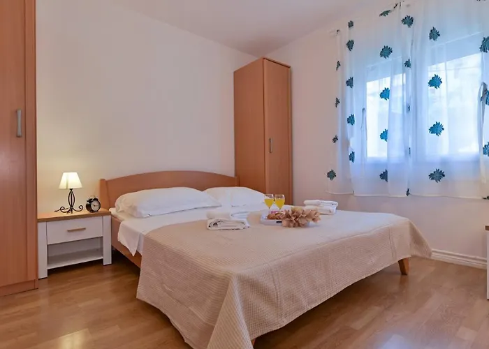 House Narona *
