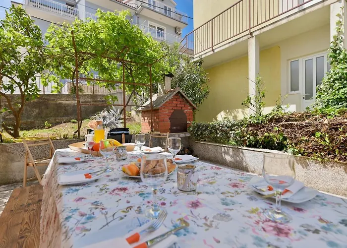 Nyaraló House Narona
