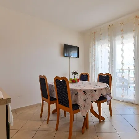 Vakantiehuis House Narona