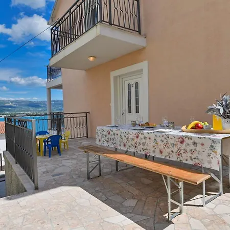 House Narona Holiday home *